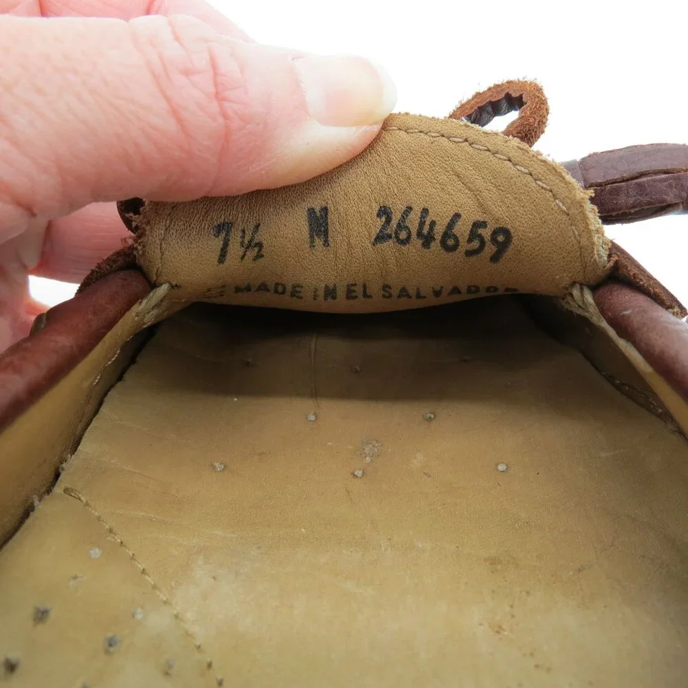 L.L. BEAN Women's Tan Suede Driving Loafers Size 7.5M Moccasins Tassels